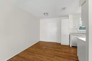 401 N 7th St, Midlothian, TX 76065 - Photo 5