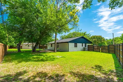 301 Bernice Court, Burleson, TX 76028 - Photo 23