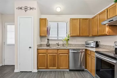 214 Shea Street, Garland, TX 75040 - Photo 9