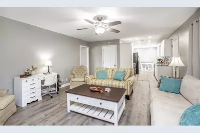 1808 College Street, Gainesville, TX 76240 - Photo 11