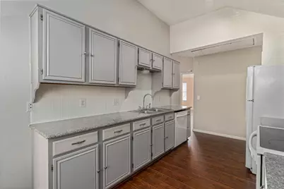 588 Lake Forest Drive, Coppell, TX 75019 - Photo 5