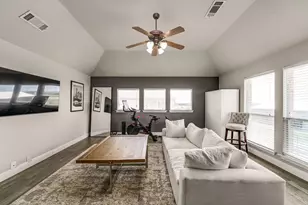 1055 Crystal Lake Dr, Frisco, TX 75036 - Photo 27