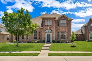1055 Crystal Lake Dr, Frisco, TX 75036 - Photo 1