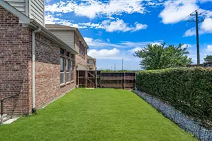 1055 Crystal Lake Dr, Frisco, TX 75036 - Photo 33