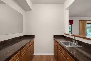 1455 Warrington Ct, Fort Worth, TX 76112 - Photo 17