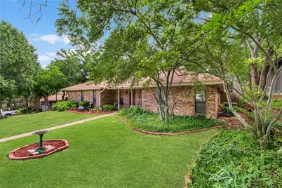 1455 Warrington Court, Fort Worth, TX 76112 - Photo 3