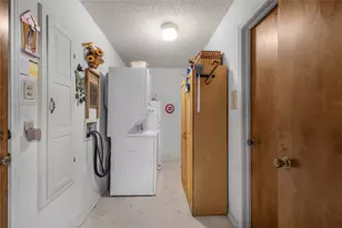 1455 Warrington Ct, Fort Worth, TX 76112 - Photo 25