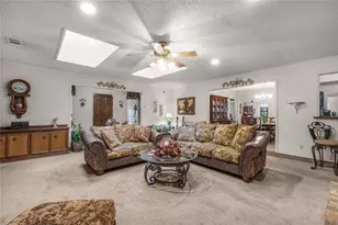 1455 Warrington Ct, Fort Worth, TX 76112 - Photo 15