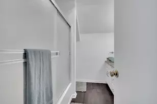 1647 E Pleasant Dr, Midlothian, TX 76065 - Photo 21