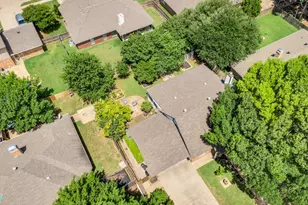1647 E Pleasant Dr, Midlothian, TX 76065 - Photo 29
