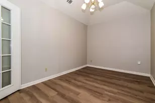320 33rd St SW, Paris, TX 75460 - Photo 7