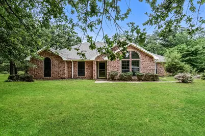320 33rd Street SW, Paris, TX 75460 - Photo 1