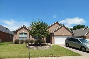 4836 Gloucester Dr, Grand Prairie, TX 75052 - Photo 1