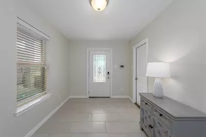 5505 Thunder Bay Drive, Fort Worth, TX 76119 - Photo 7