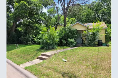 4718 Fossil Drive, Haltom City, TX 76117 - Photo 3
