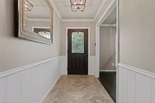 2005 Prince John Dr, Grand Prairie, TX 75050 - Photo 5
