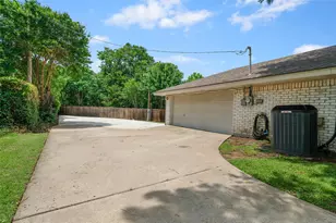 2005 Prince John Dr, Grand Prairie, TX 75050 - Photo 37