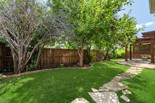 9857 Avalon Dr, Frisco, TX 75035 - Photo 25
