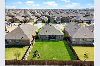 10925 Canyon Mine Drive, Aubrey, TX 76227 - Photo 29