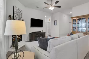 10925 Canyon Mine Dr, Aubrey, TX 76227 - Photo 5