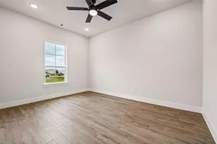 12413 Hornfels Dr, Krum, TX 76249 - Photo 7