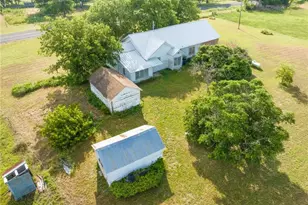 16401 Cedar Rock Pkwy, Crawford, TX 76638 - Photo 5