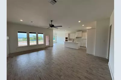 128 Passenger Way, Bridgeport, TX 76246 - Photo 3