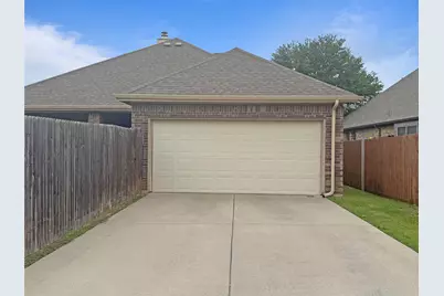 421 Sunnyside Lane, Red Oak, TX 75154 - Photo 3