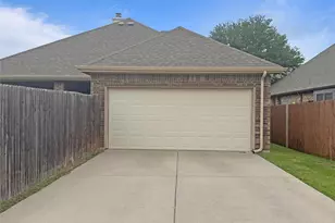 421 Sunnyside Ln, Red Oak, TX 75154 - Photo 3