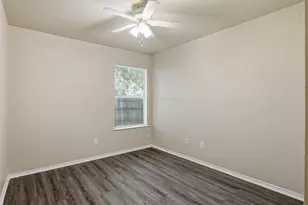 1452 Pine Ln, Fort Worth, TX 76140 - Photo 9