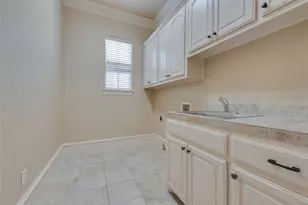 1926 Euclid, Dallas, TX 75206 - Photo 9