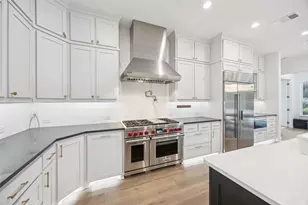 466 Dancing Water Dr, Frisco, TX 75036 - Photo 17