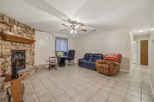 231 Choctaw Dr, Stephenville, TX 76401 - Photo 5