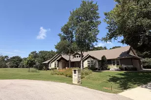 3780 Bridges Ct, Aubrey, TX 76227 - Photo 39