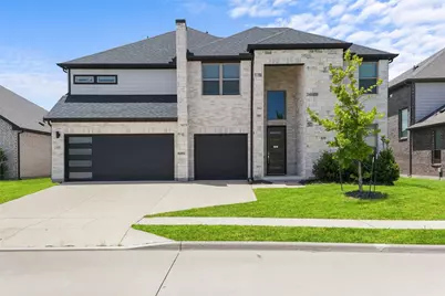 302 Coyote Creek Drive, Lavon, TX 75166 - Photo 1