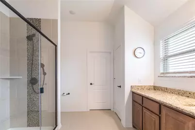 1013 Timber Ridge Drive, Justin, TX 76247 - Photo 17