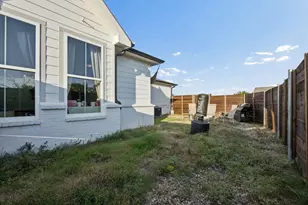 9524 Thorncrown Ln, Fort Worth, TX 76179 - Photo 17