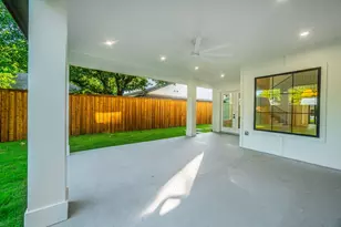 9034 Forest Hills Blvd, Dallas, TX 75218 - Photo 33