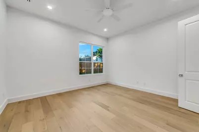 9034 Forest Hills Boulevard, Dallas, TX 75218 - Photo 15