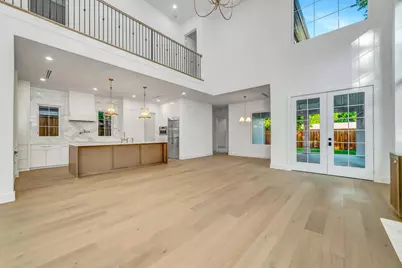 9034 Forest Hills Boulevard, Dallas, TX 75218 - Photo 9