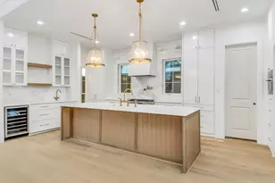9034 Forest Hills Blvd, Dallas, TX 75218 - Photo 11