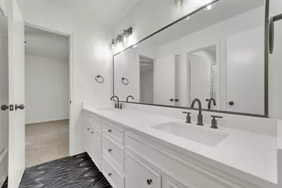 2225 Ridgewood, Carrollton, TX 75006 - Photo 21