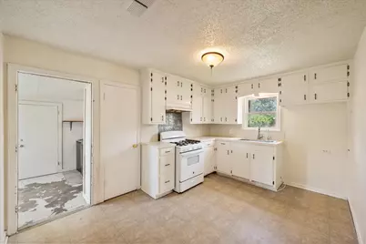 342 Bond Street, Fairfield, TX 75840 - Photo 11