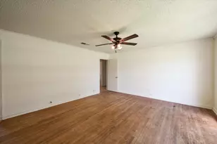 342 Bond St, Fairfield, TX 75840 - Photo 17