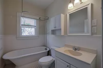1906 Clover Lane, Fort Worth, TX 76107 - Photo 11