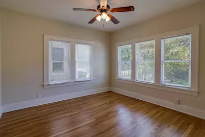 1906 Clover Lane, Fort Worth, TX 76107 - Photo 13