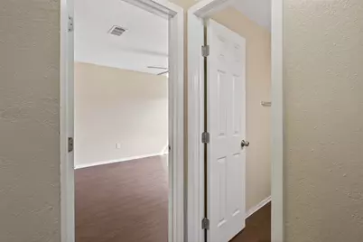 309-311 Lilac Drive, Granbury, TX 76049 - Photo 11