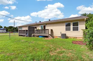 309-311 Lilac Dr, Granbury, TX 76049 - Photo 25