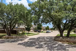 508 Landry Ct, Granbury, TX 76049 - Photo 39