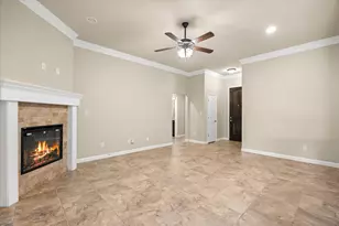 508 Landry Ct, Granbury, TX 76049 - Photo 9